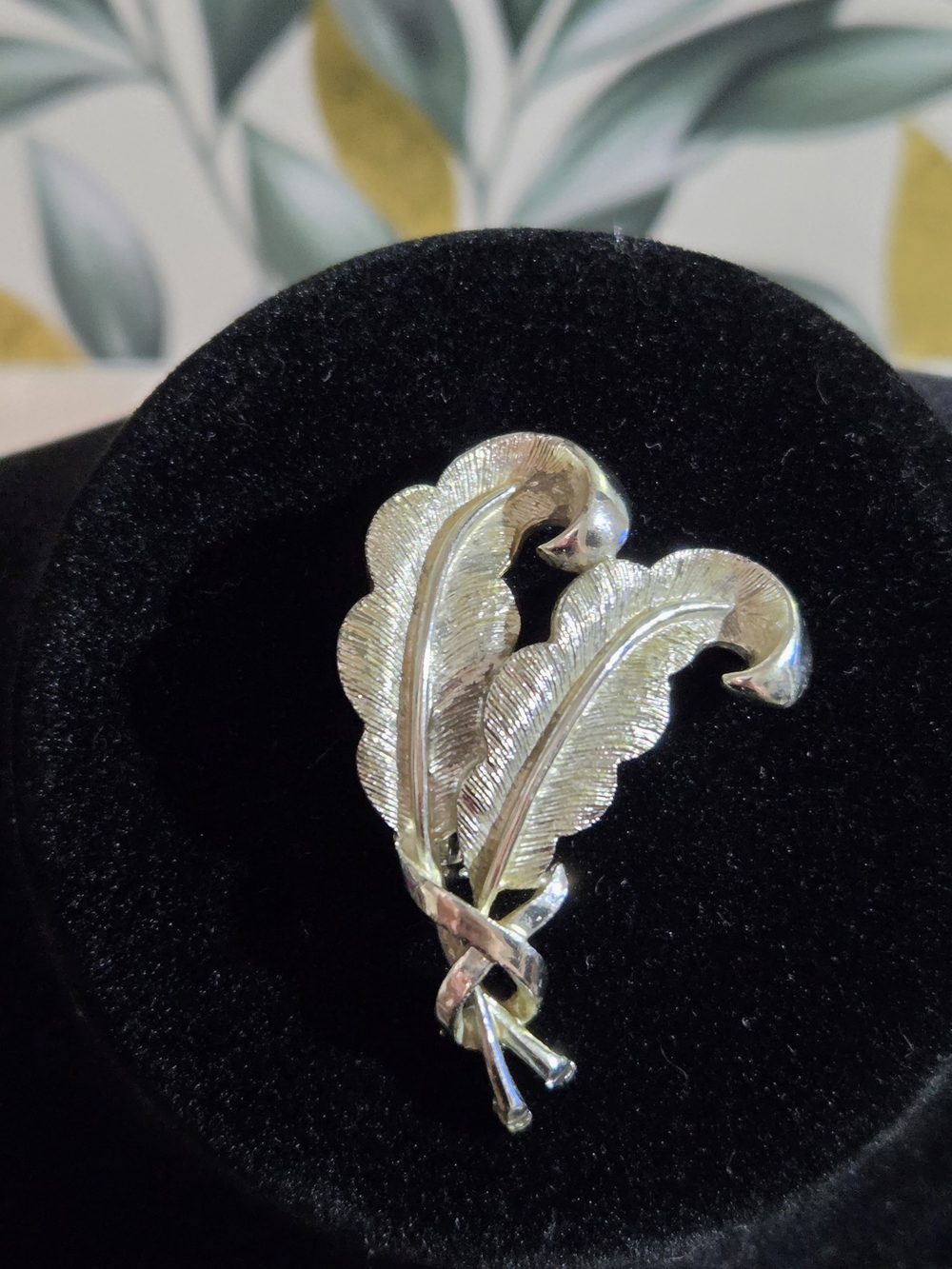 Vintage Silver Tone Brushed Feather Double Leaf Spray Brooch Pin 2"